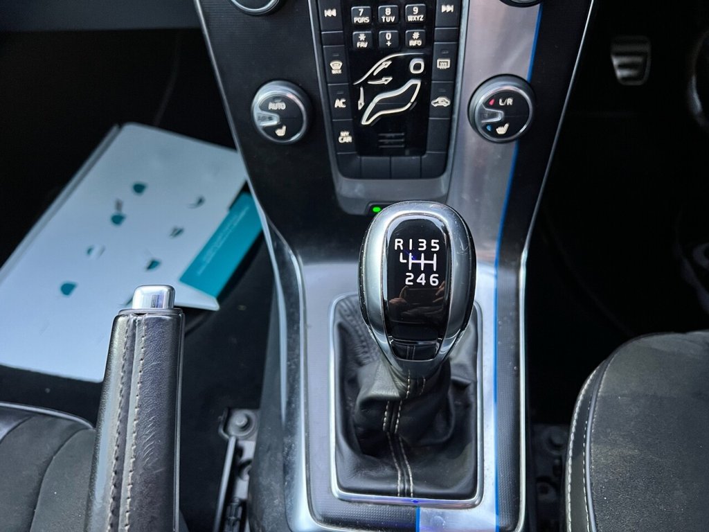 Used Volvo V40 2014 for sale - 76317201: Photo 13