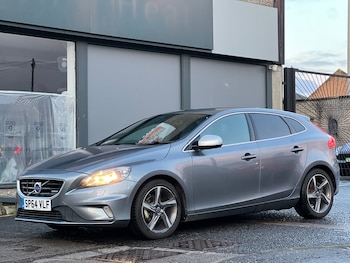 Used Volvo V40 2014 for sale - 76317201: Photo