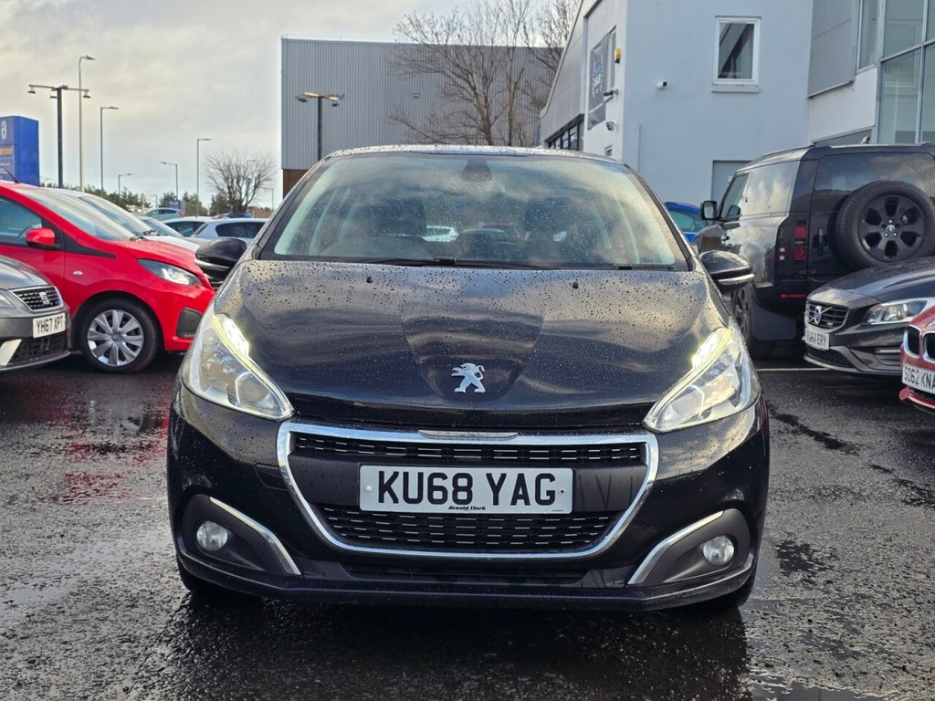 Used Peugeot 208 2018 for sale - 76900360: Photo 2
