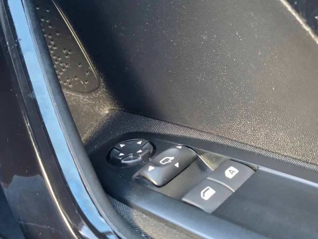 Used Peugeot 208 2018 for sale - 76900360: Photo 25