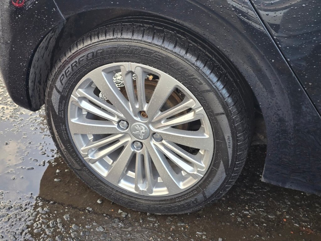 Used Peugeot 208 2018 for sale - 76900360: Photo 9