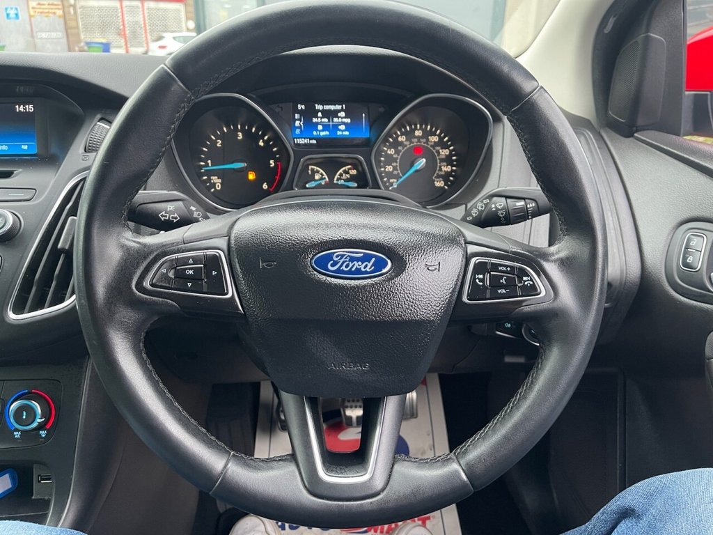 Used Ford Focus 2015 for sale - 76773040: Photo 14