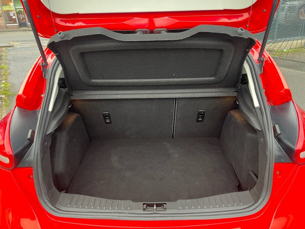 Used Ford Focus 2015 for sale - 76773040: Photo 9