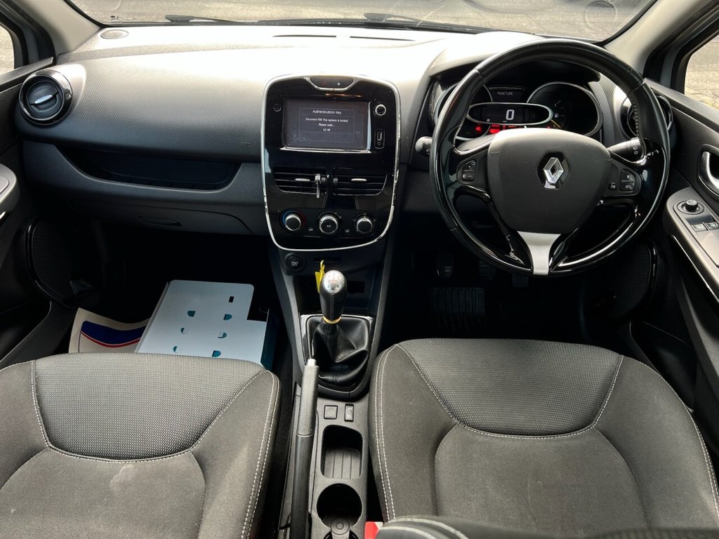Used Renault Clio 2015 for sale - 76751111: Photo 7