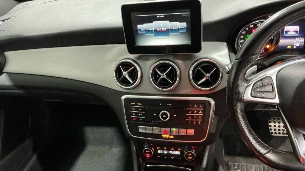 Used Mercedes-Benz CLA 2018 for sale - 77666653: Photo 17