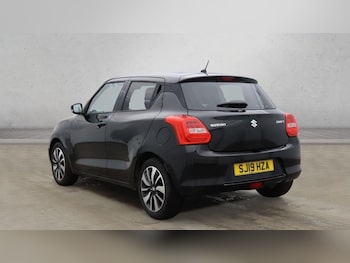 Used Suzuki Swift 2019 for sale - 78061898: Photo