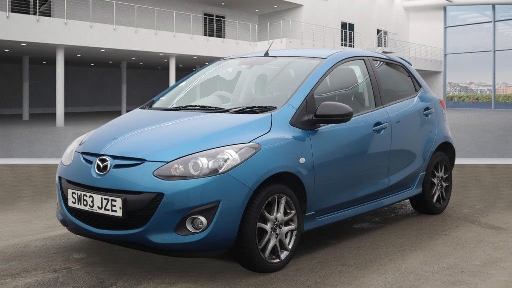 Used Mazda Mazda2 2014 for sale - 77748061: Photo 2