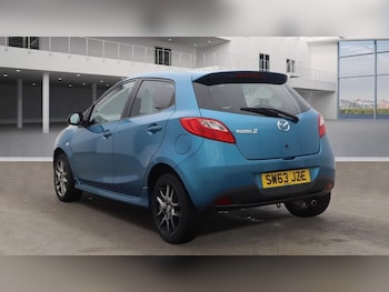 Used Mazda Mazda2 2014 for sale - 77748061: Photo