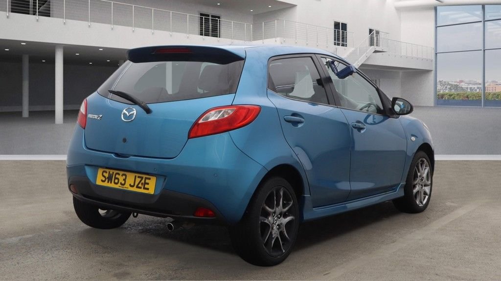 Used Mazda Mazda2 2014 for sale - 77748061: Photo 4