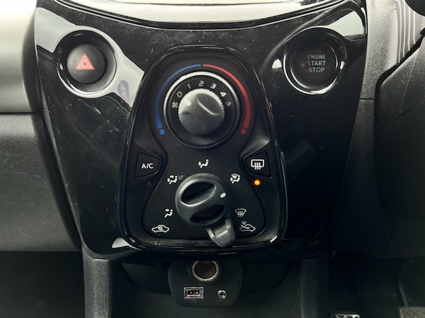 Used Peugeot 108 2015 for sale - 75306790: Photo 15