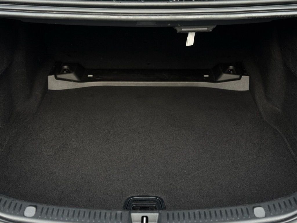 Used Mercedes-Benz E Class 2018 for sale - 76469990: Photo 10