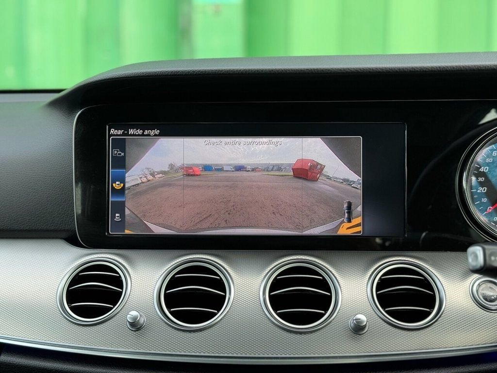 Used Mercedes-Benz E Class 2018 for sale - 76469990: Photo 25