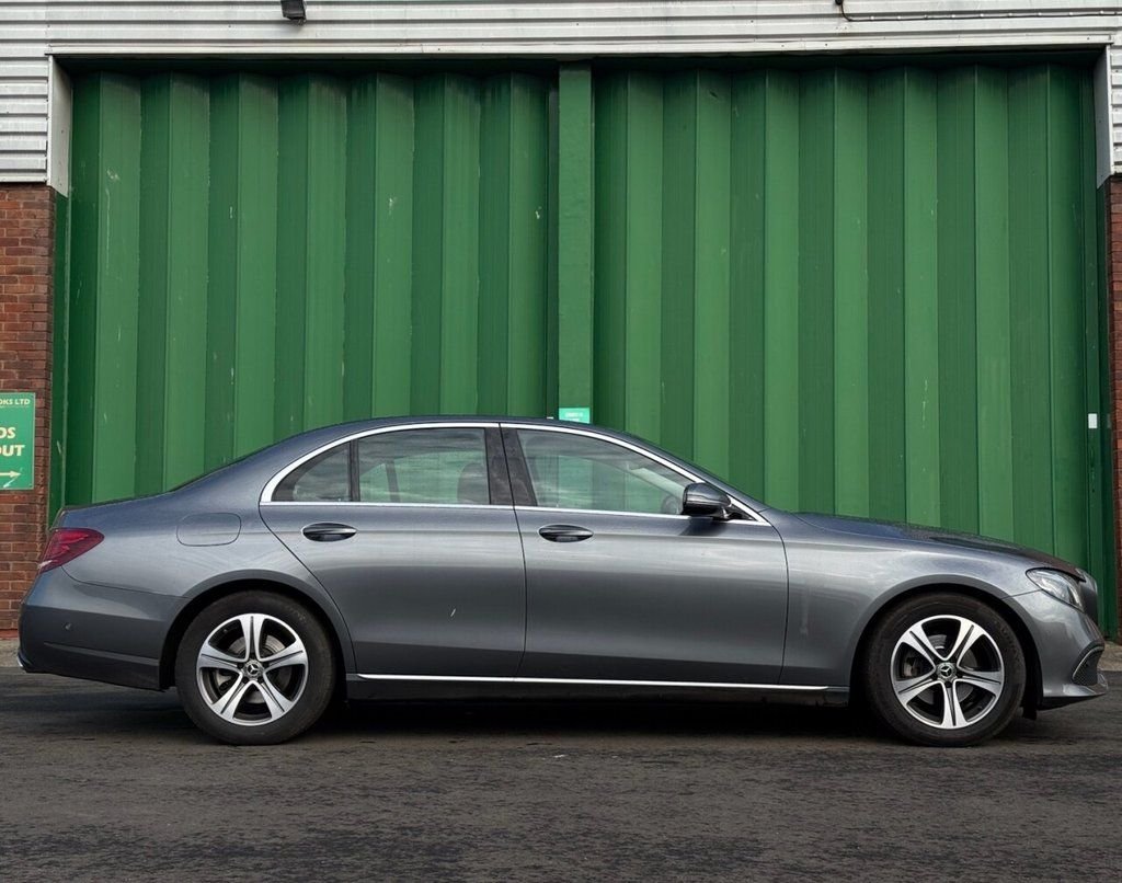 Used Mercedes-Benz E Class 2018 for sale - 76469990: Photo 7