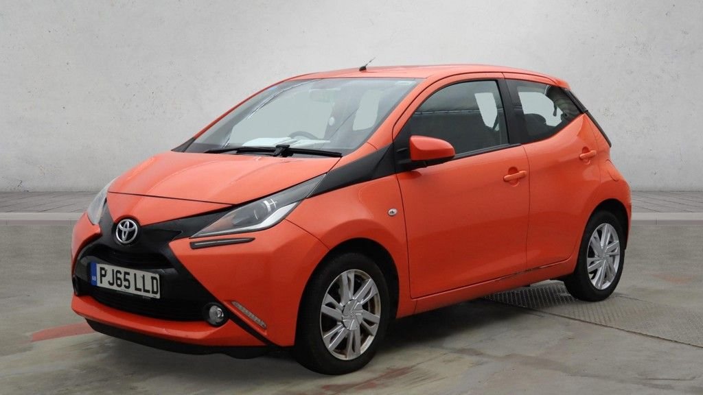 Used Toyota AYGO 2016 for sale - 77631711: Photo 2