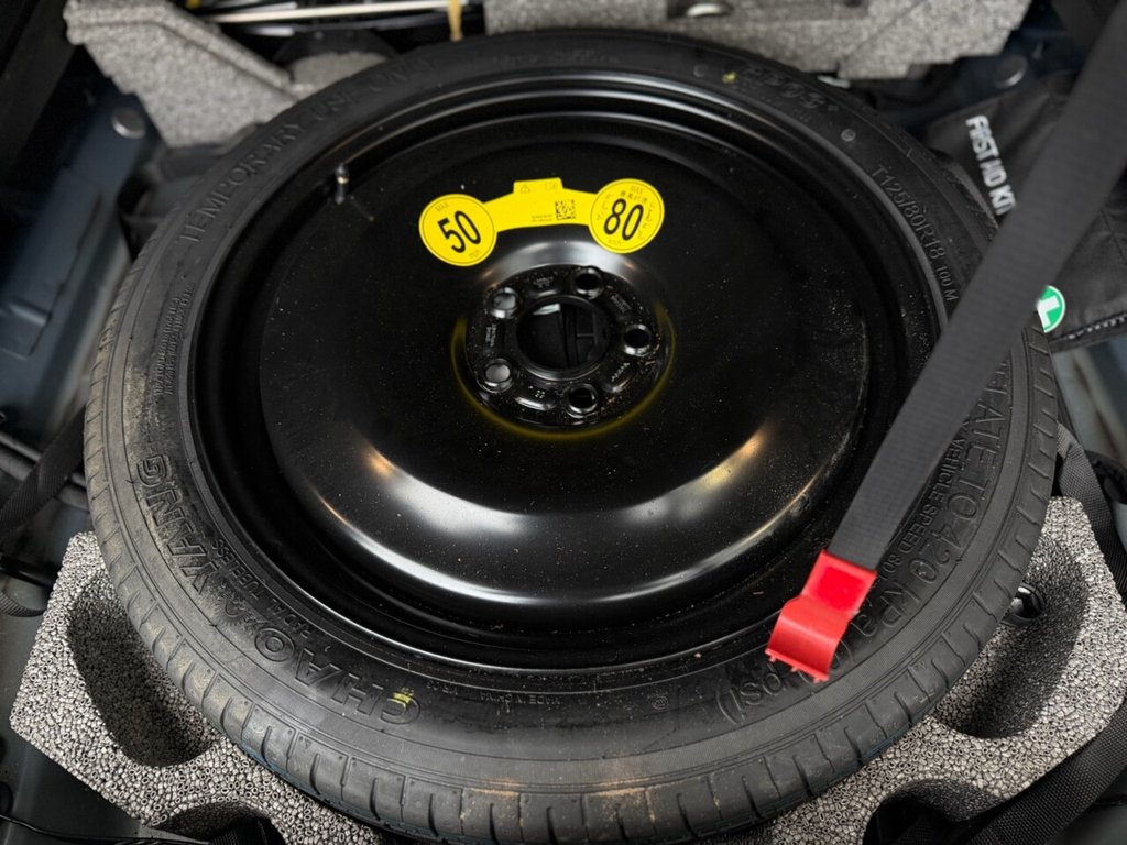 Used Volvo XC60 2018 for sale - 77631775: Photo 11