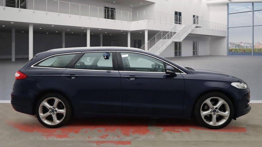 Used Ford Mondeo 2017 for sale - 77941789: Photo 17