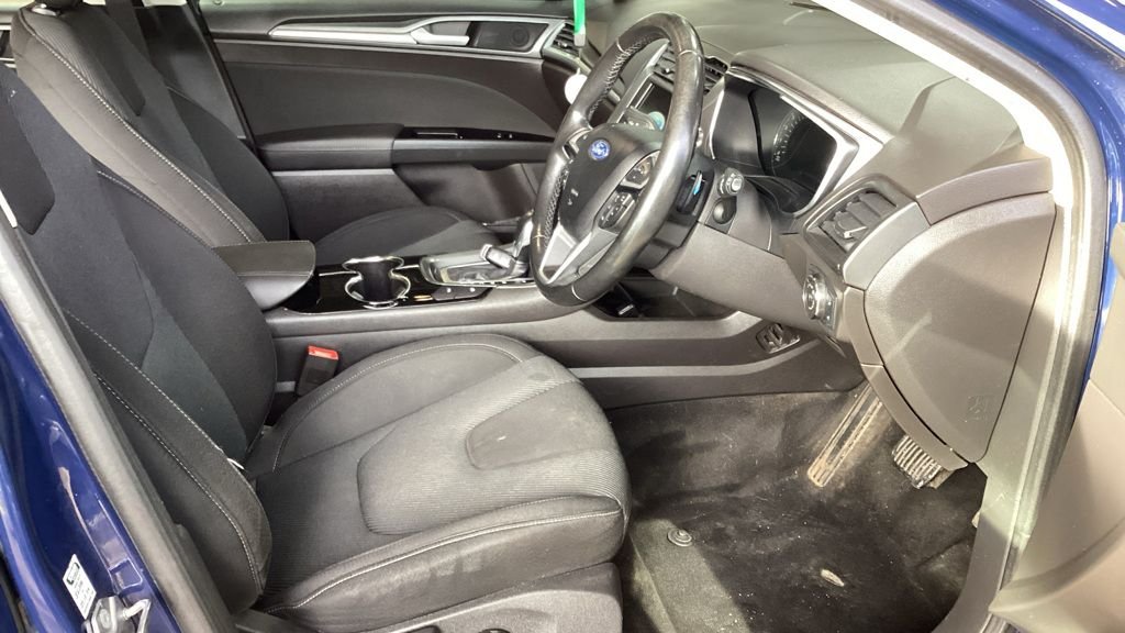 Used Ford Mondeo 2017 for sale - 77941789: Photo 21