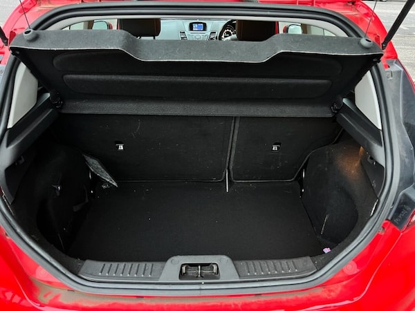 Used Ford Fiesta 2015 for sale - 76313195: Photo 15