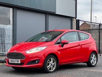 Used Ford Fiesta 2015 for sale - 76313195: Photo 2