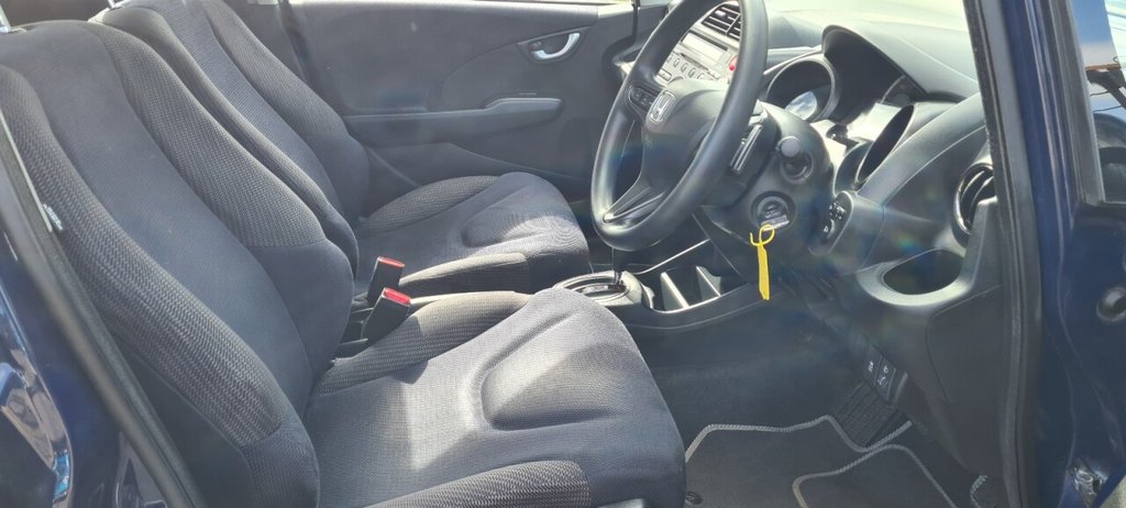 Used Honda Jazz 2013 for sale - 77668729: Photo 10