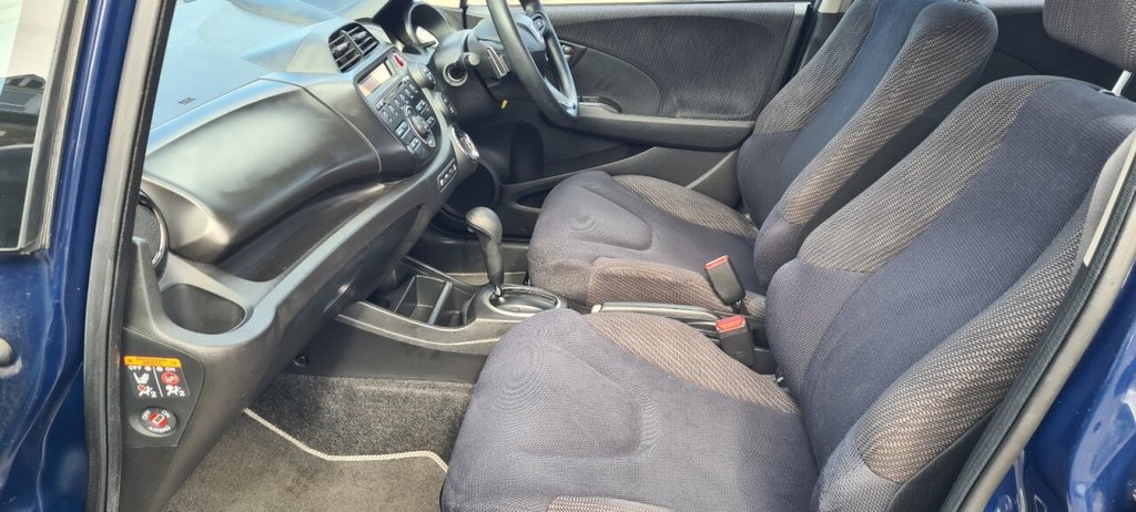 Used Honda Jazz 2013 for sale - 77668729: Photo 11