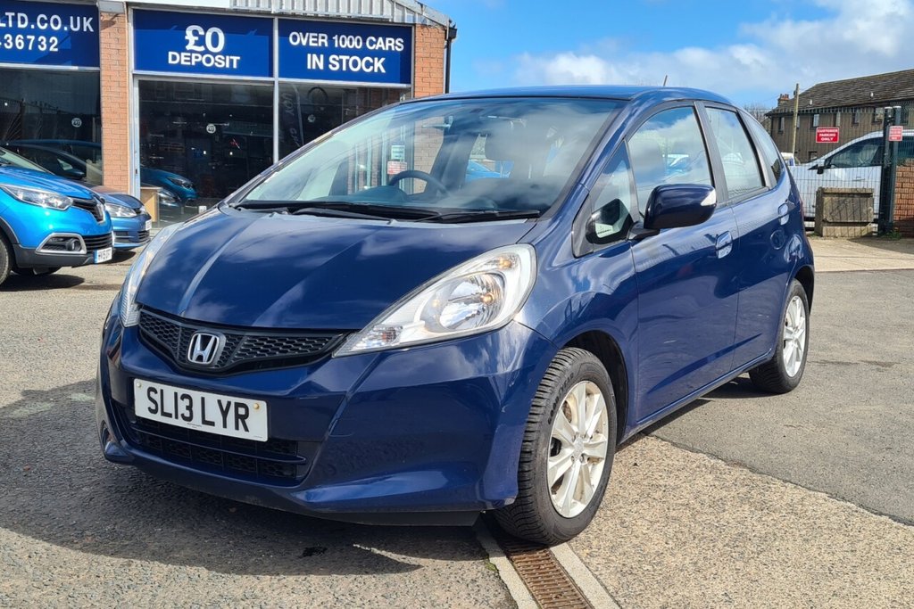 Used Honda Jazz 2013 for sale - 77668729: Photo 3