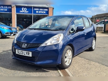 Used Honda Jazz 2013 for sale - 77668729: Photo