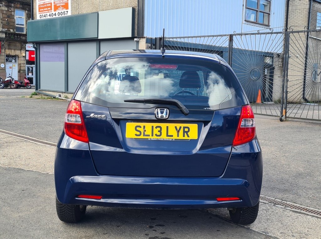 Used Honda Jazz 2013 for sale - 77668729: Photo 6