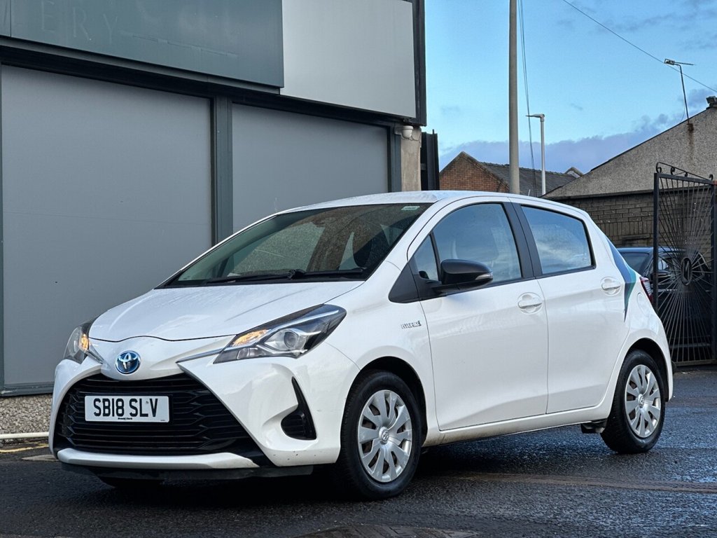 Used Toyota Yaris 2018 for sale - 77436625: Photo 2