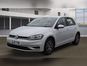 Used Volkswagen Golf 2018 for sale - 75765402: Photo