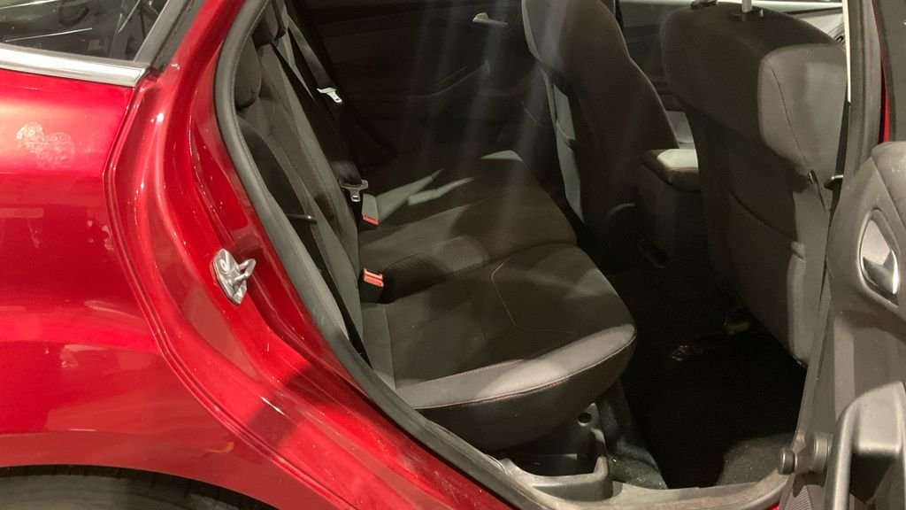 Used Ford Focus 2015 for sale - 77122110: Photo 7