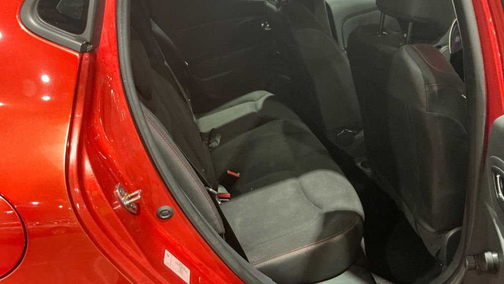 Used Renault Clio 2014 for sale - 77421663: Photo 8