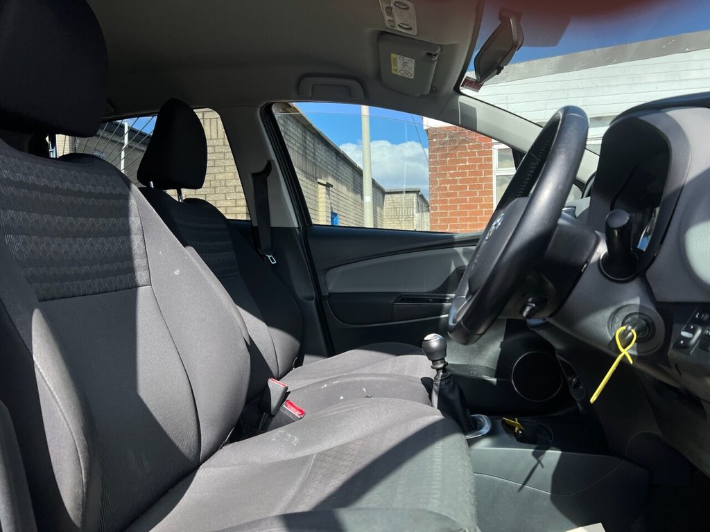 Used Toyota Yaris 2016 for sale - 76539695: Photo 10