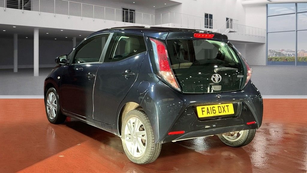 Used Toyota AYGO 2016 for sale - 77302003: Photo 3