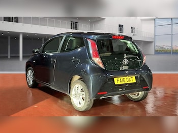 Used Toyota AYGO 2016 for sale - 77302003: Photo