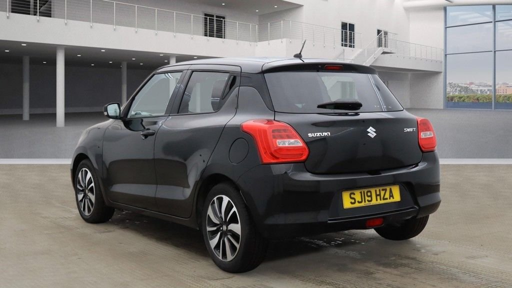 Used Suzuki Swift 2019 for sale - 77991215: Photo 15
