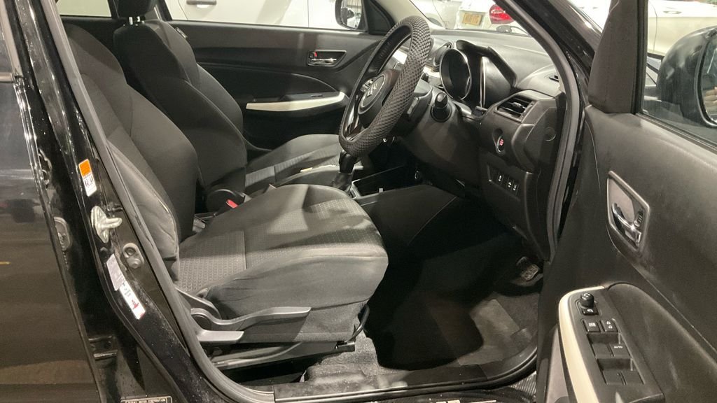 Used Suzuki Swift 2019 for sale - 77991215: Photo 21