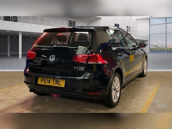 Used Volkswagen Golf 2014 for sale - 76163564: Photo