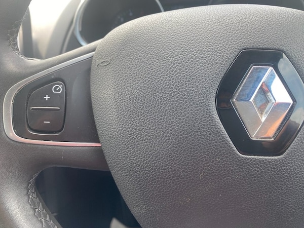 Used Renault Clio 2017 for sale - 71399201: Photo 15