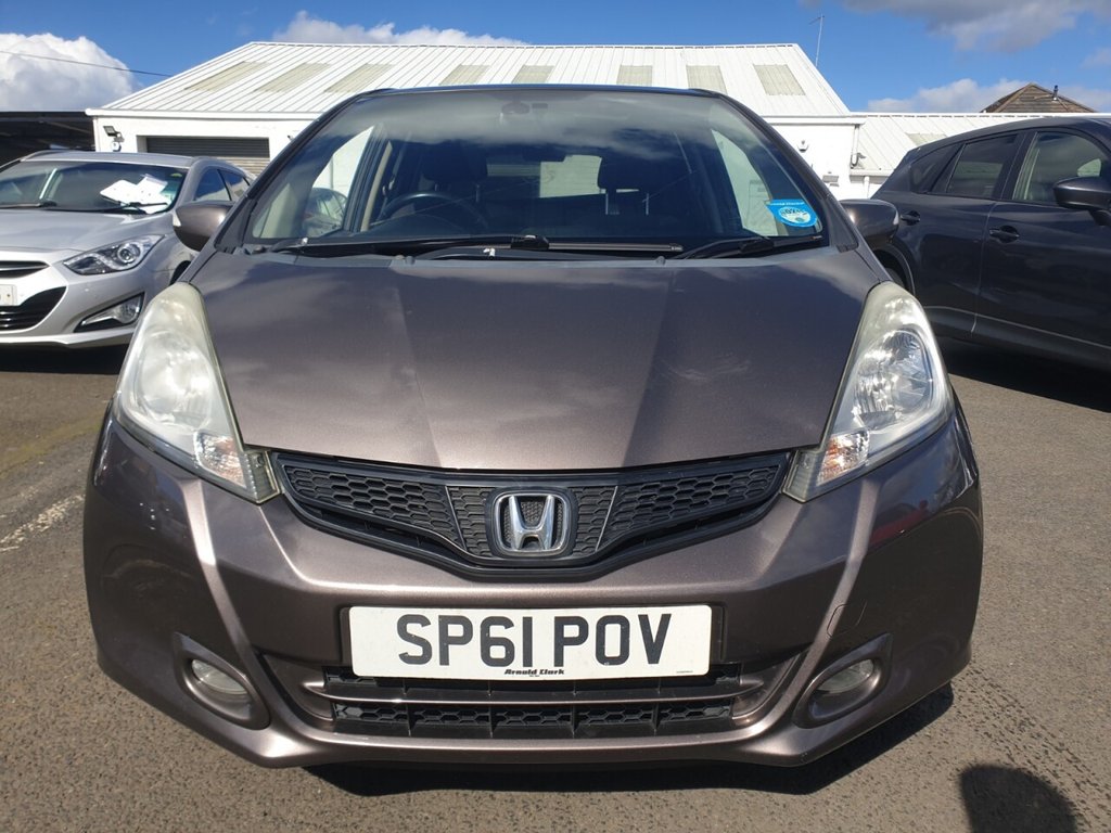 Used Honda Jazz 2011 for sale - 78134108: Photo 2