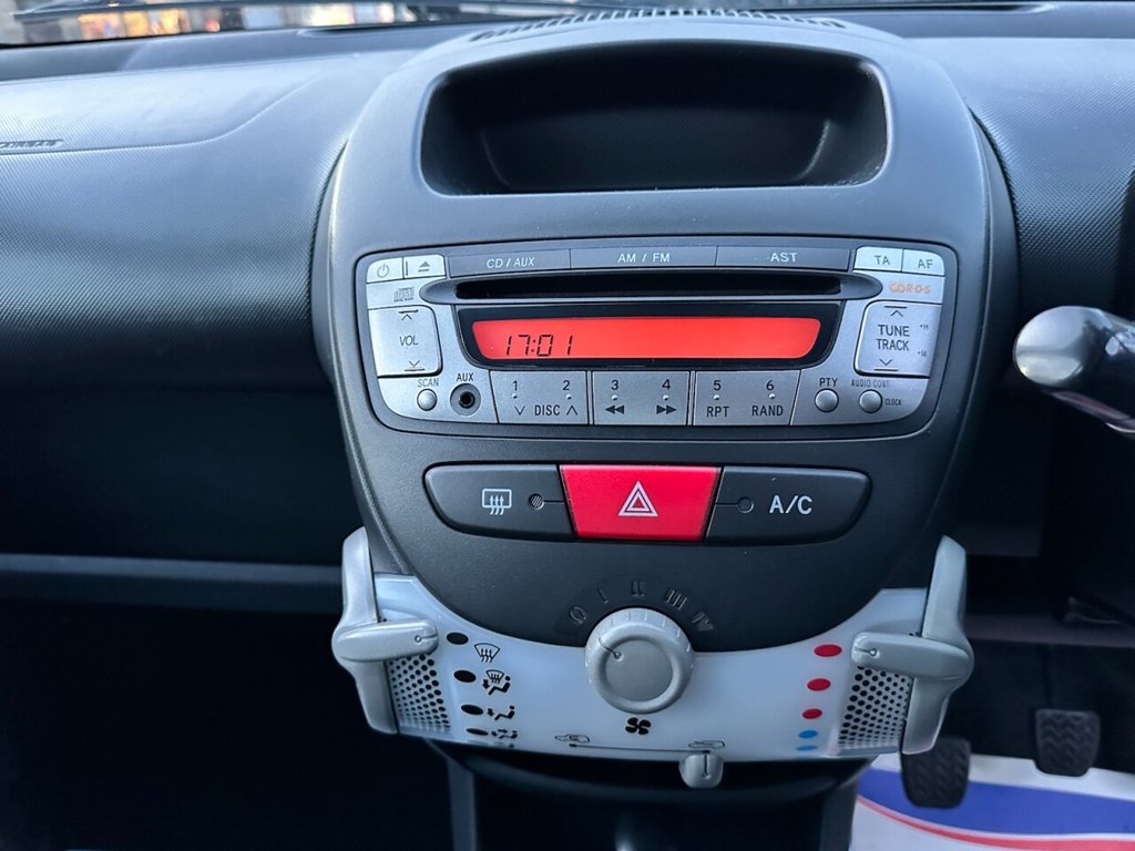 Used Citroen C1 2012 for sale - 76941552: Photo 11