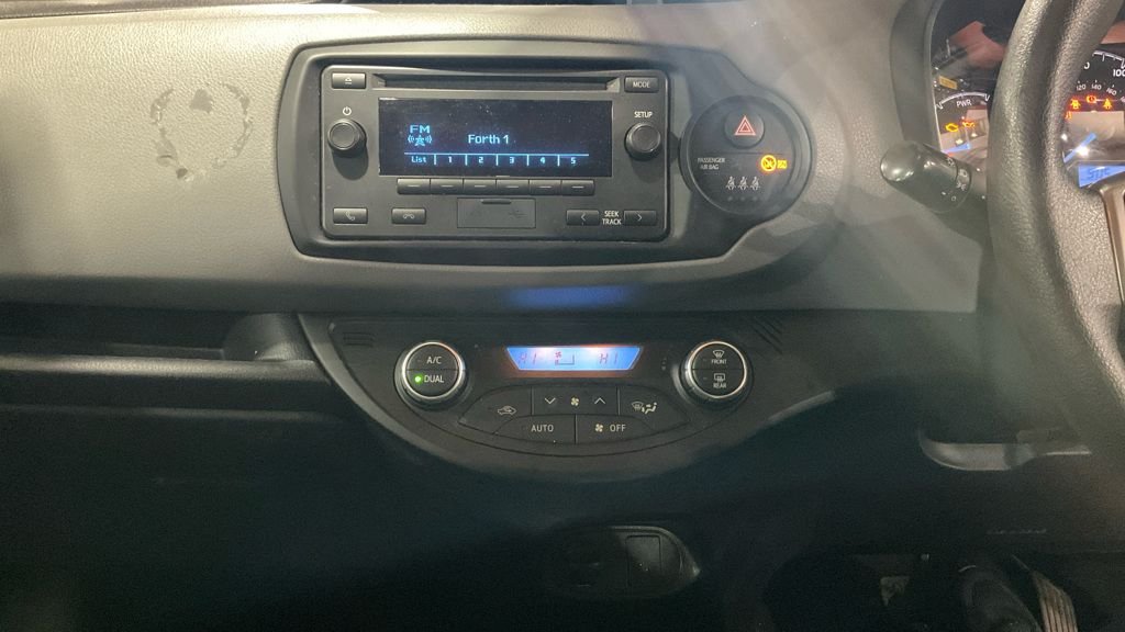 Used Toyota Yaris 2018 for sale - 77133781: Photo 11