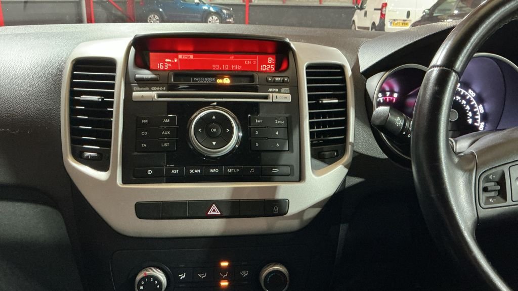 Used Kia Venga 2015 for sale - 76934651: Photo 11