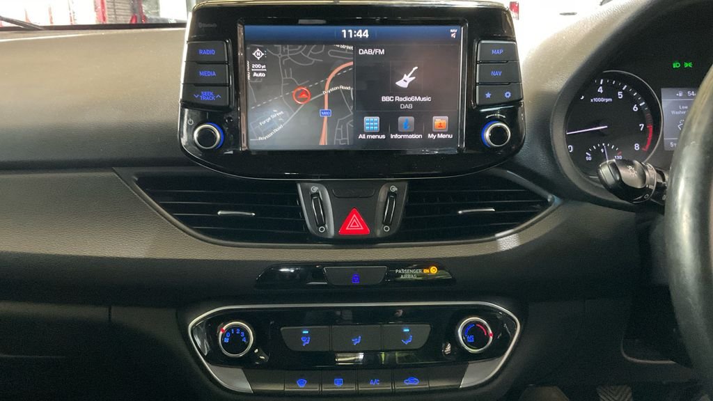 Used Hyundai i30 2018 for sale - 77534174: Photo 23