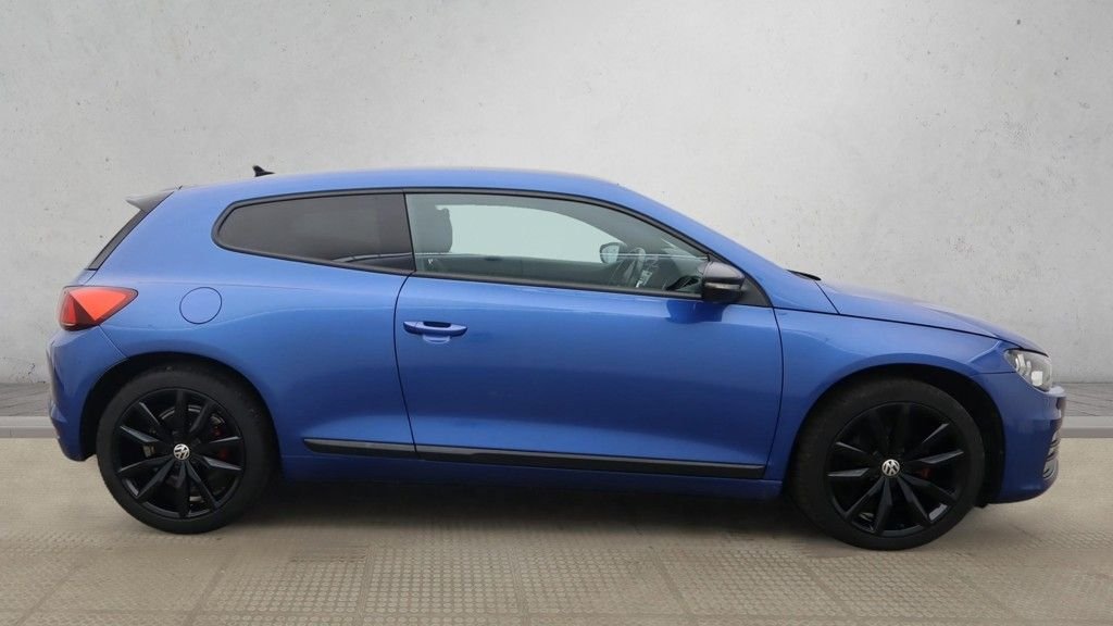 Used Volkswagen Scirocco 2017 for sale - 77632073: Photo 5