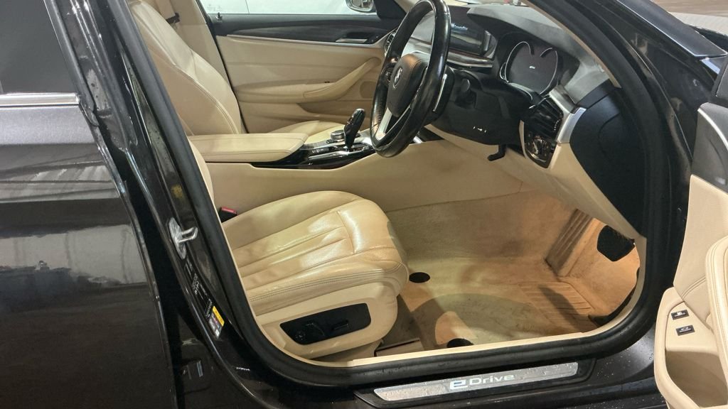 Used BMW 5 Series 2017 for sale - 76642856: Photo 15