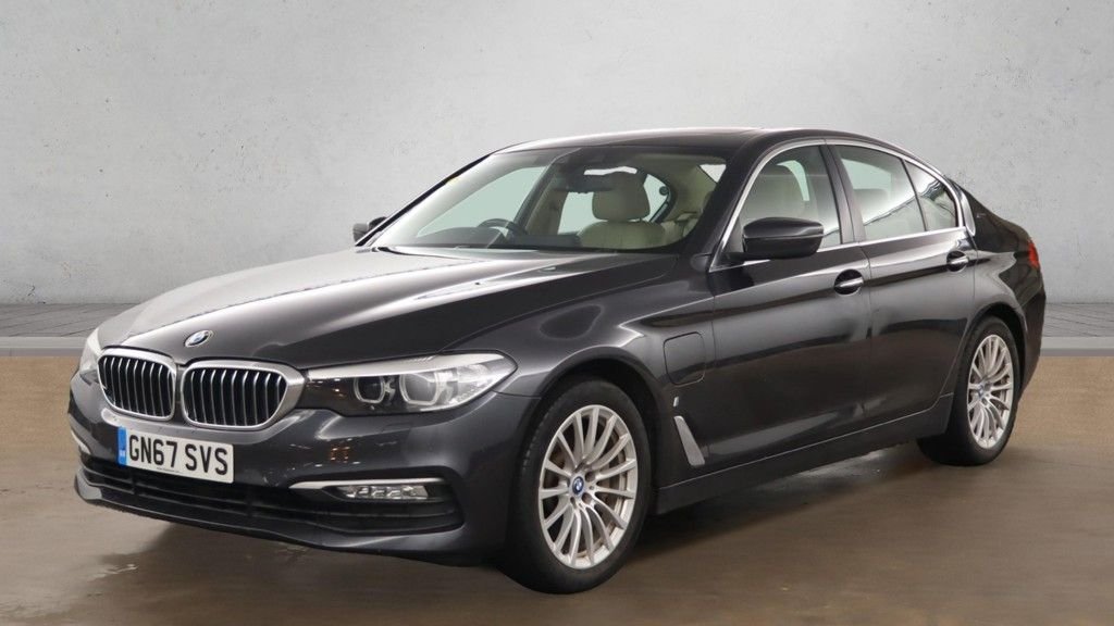 Used BMW 5 Series 2017 for sale - 76642856: Photo 2