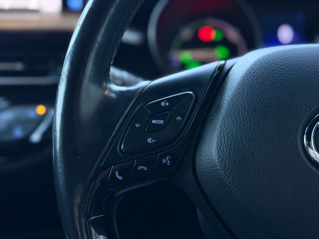 Used Toyota C-HR 2018 for sale - 77666816: Photo 18