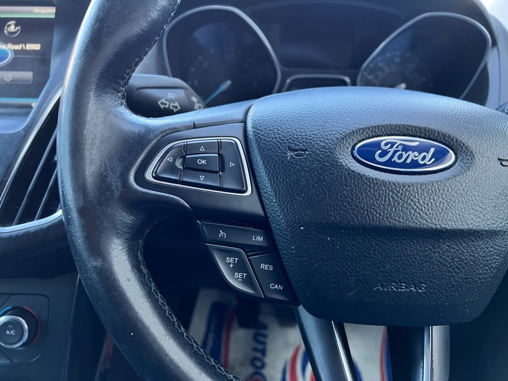 Used Ford Focus 2015 for sale - 75682634: Photo 10