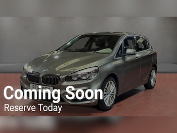 2016 (16) - 2.0 218d Luxury MPV 5dr Diesel Auto Euro 6 (s/s) (150 ps)